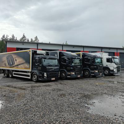 Kuljetus J. Kuusela Oy nykyinen kalusto